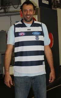 vladearticle_200X320.jpg